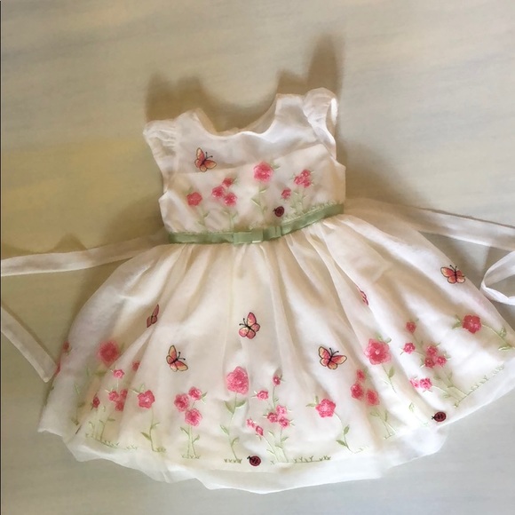 Butterfly dress - Picture 1 of 3